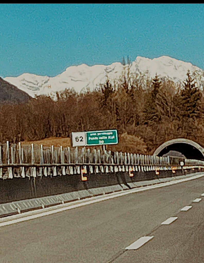 Dolomites tunnel